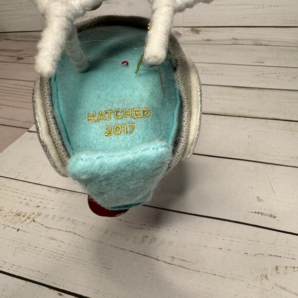 Target Wondershop Birds Featherly Friends 2017 Piper Reunion Edition Gift - Picture 7 of 7